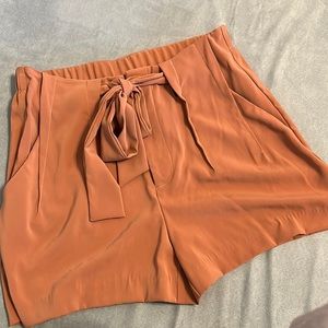 Octavia Dressy Paperbag shorts